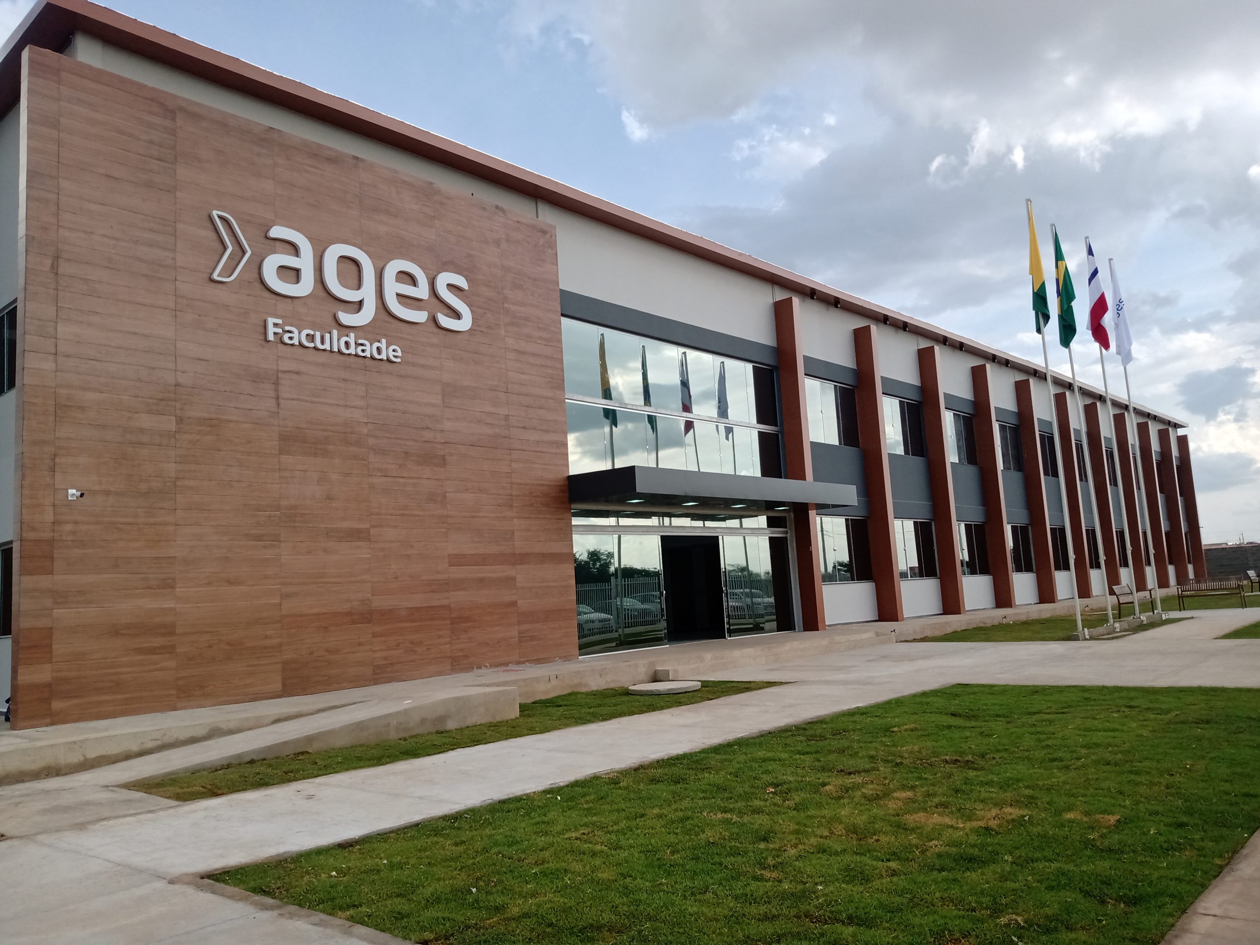 Especializações Fachada da Ages: cursos de especializações