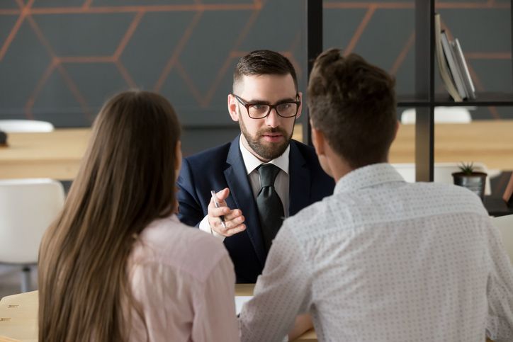 Curso de Direito de Família e Sucessões