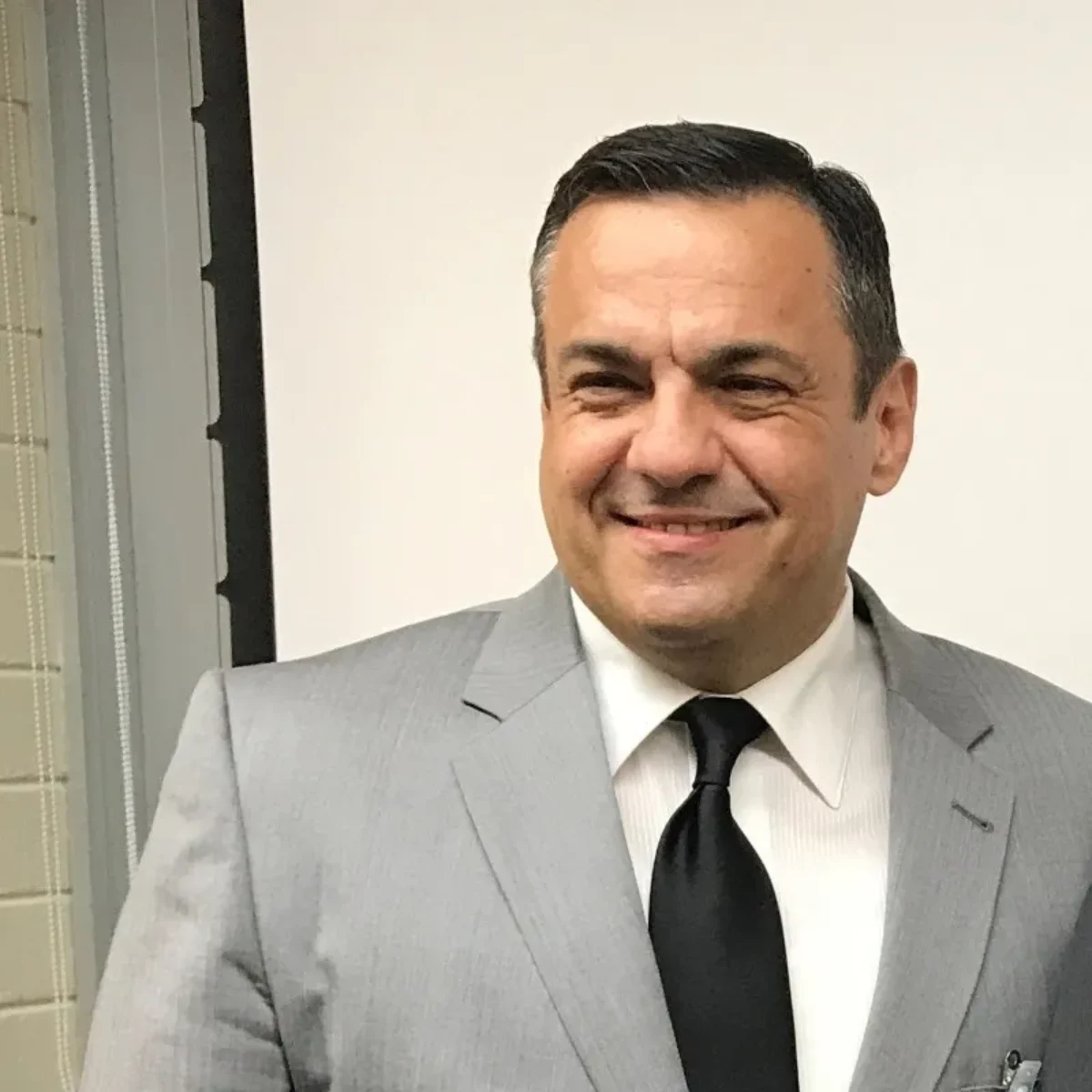 Docente Douglas Castro
