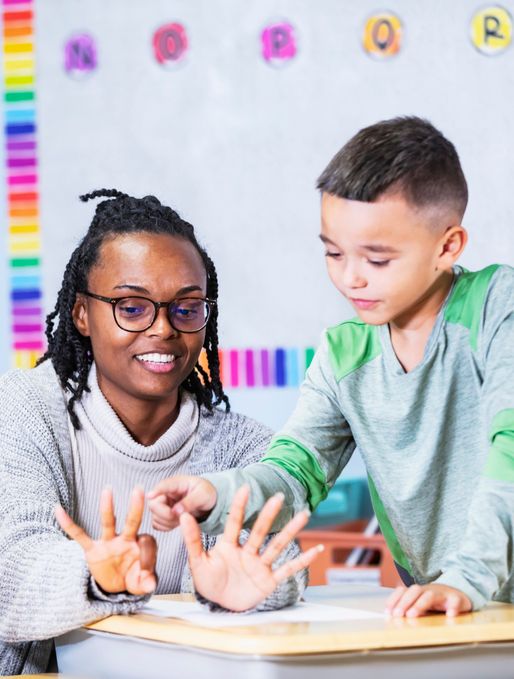 Curso de Educação Especial Com Ênfase no Atendimento Educacional Especializado – AEE Para o TEA