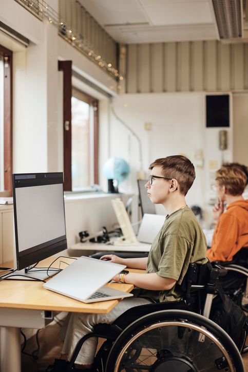 Curso de Educação Inclusiva Com Ênfase em Tecnologias Assistivas