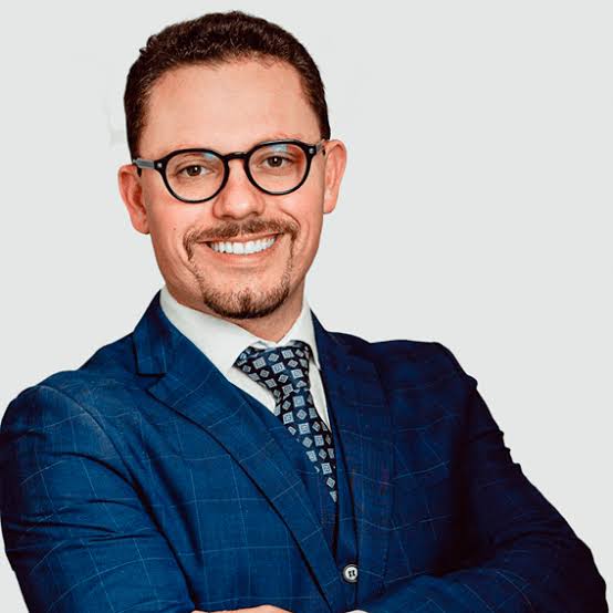 Docente Everson Salem