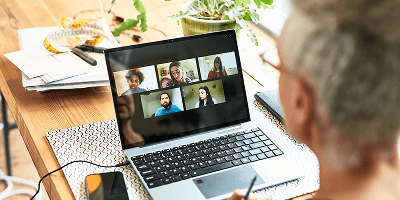 Webinars com líderes de grandes empresas