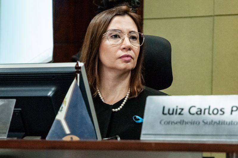 Docente Jaqueline Jacobsen