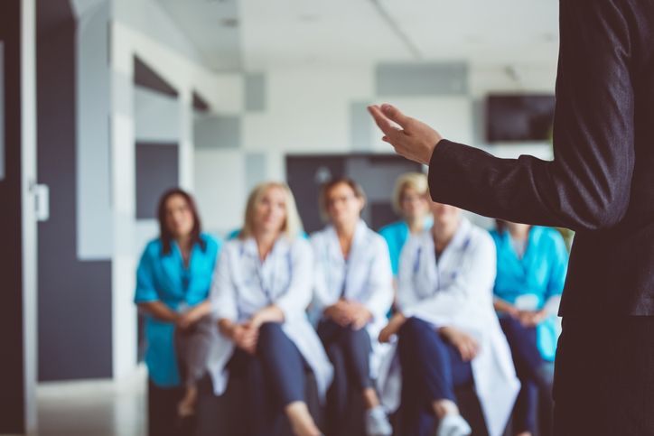Curso de MBA em Liderança e Inovação em Saúde