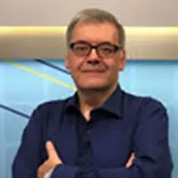 Docente Paulo Moraes