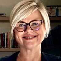 Docente Rosângela Florczak de Oliveira