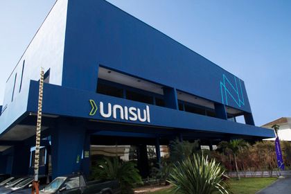 cursos de especialização Fachada da UniSul: cursos de especialização